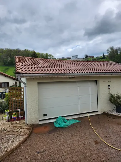 Garage après nettoyage de la toiture